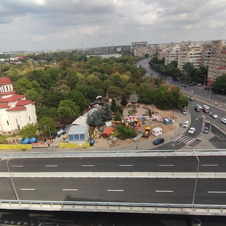 Lake And Park View Residence Букурещ Екстериор снимка